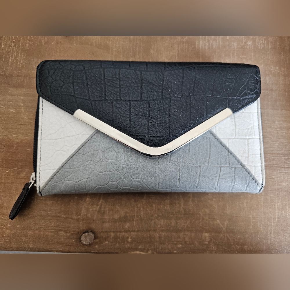 Elegant Black and Gray Women's Clutch